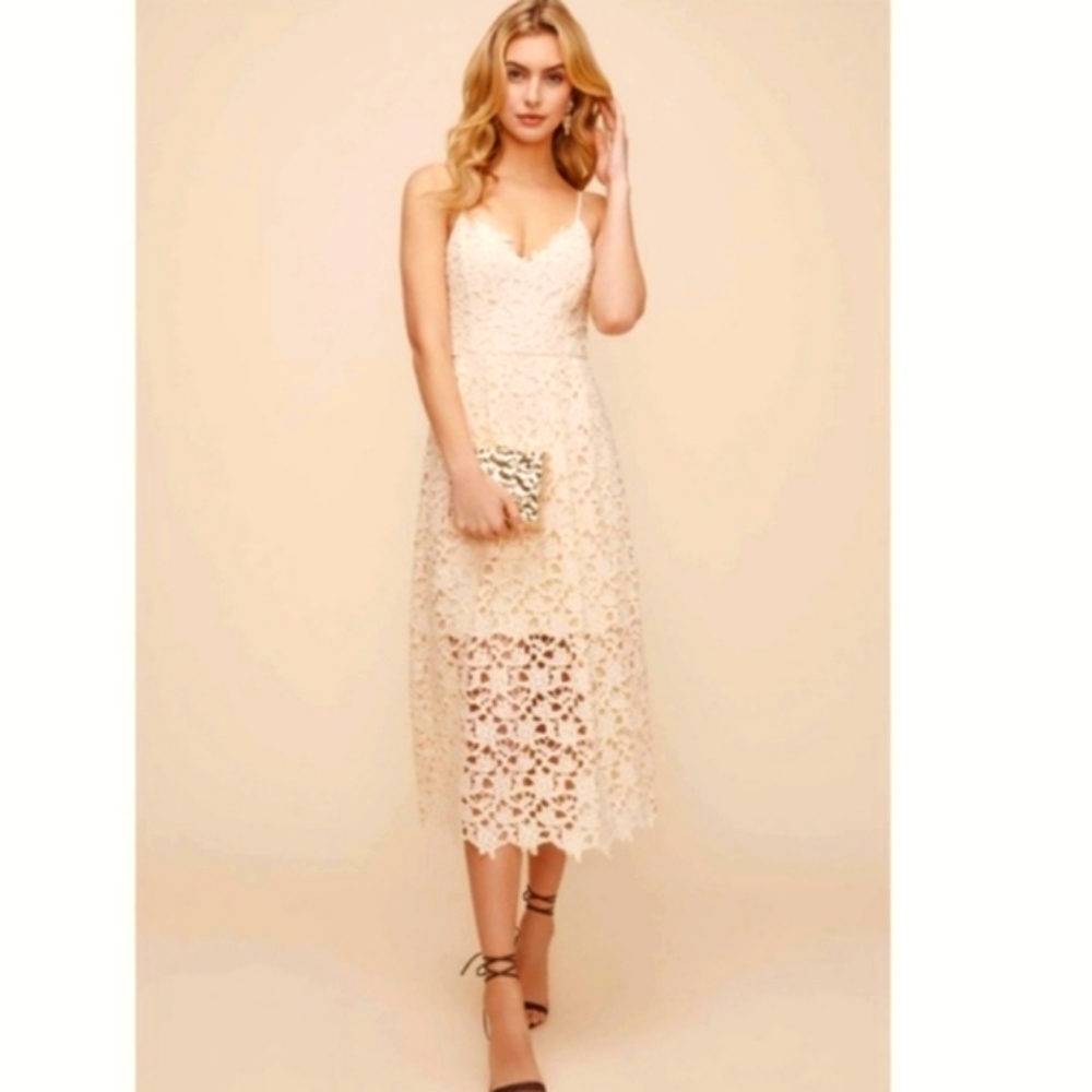 ASTR The Label Lace Midi Dress in Buttercream Color. Size: XS.
